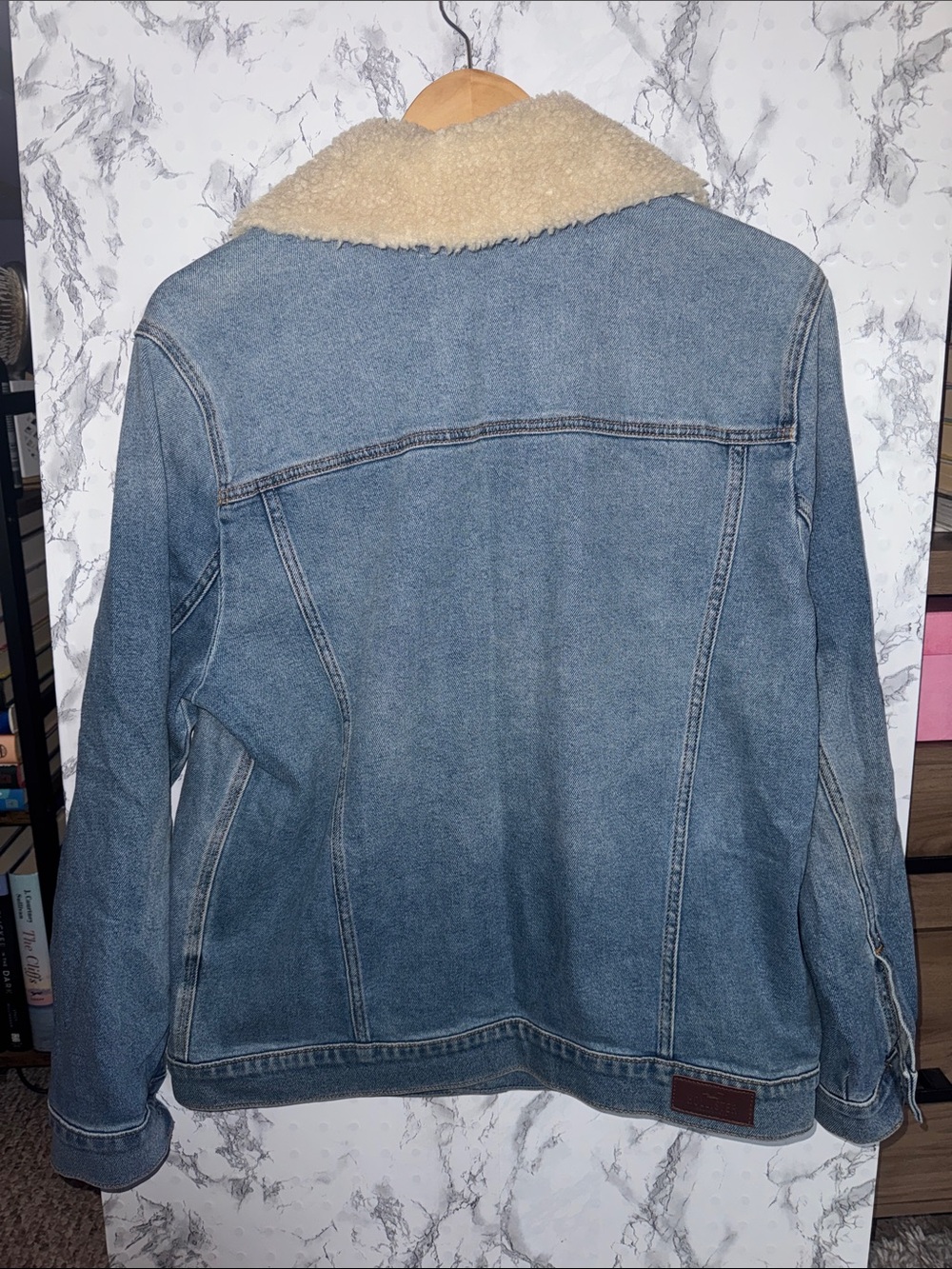 Hollister Jean Jacket Medium-Light Wash Size L - Picture 7 of 8